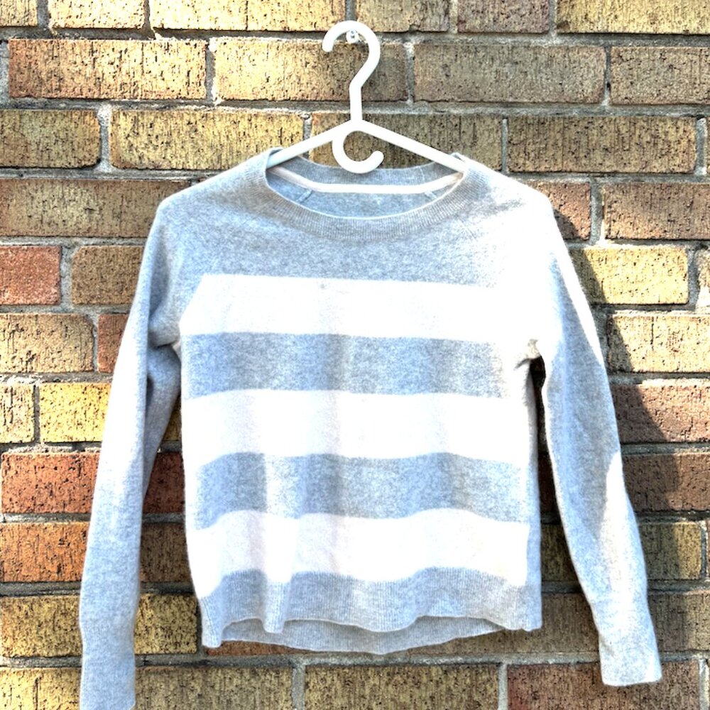 Striped Colorblock Sweater – 100% Cashmere